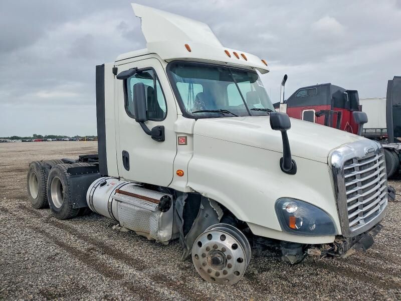2019 FREIGHTLINER Cascadia