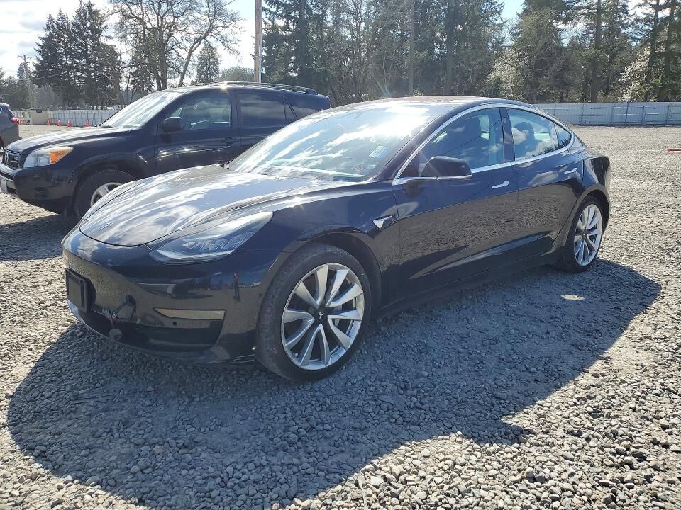 2018 TESLA Model 3