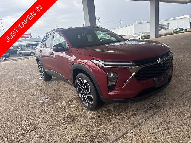 2024 CHEVROLET Trax