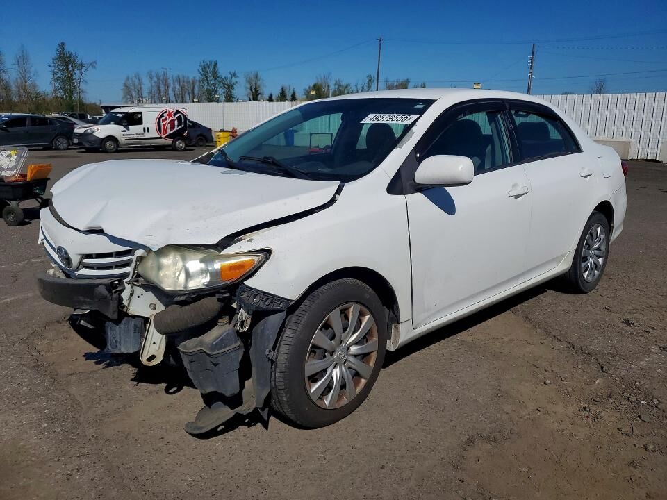 2013 TOYOTA Corolla