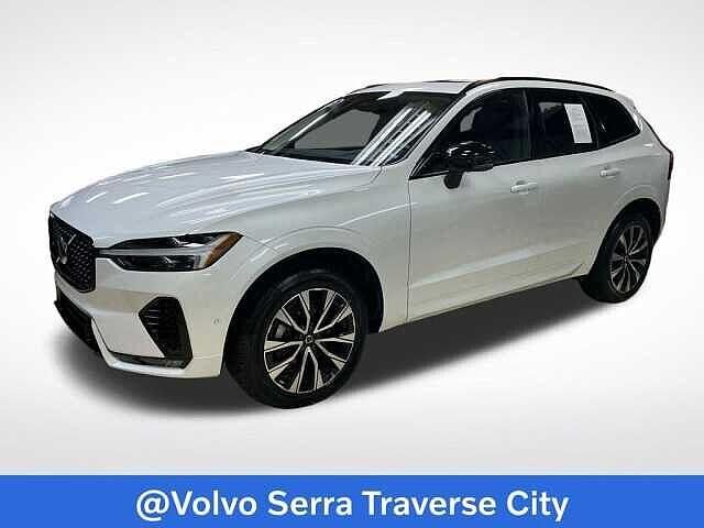 2025 VOLVO XC60