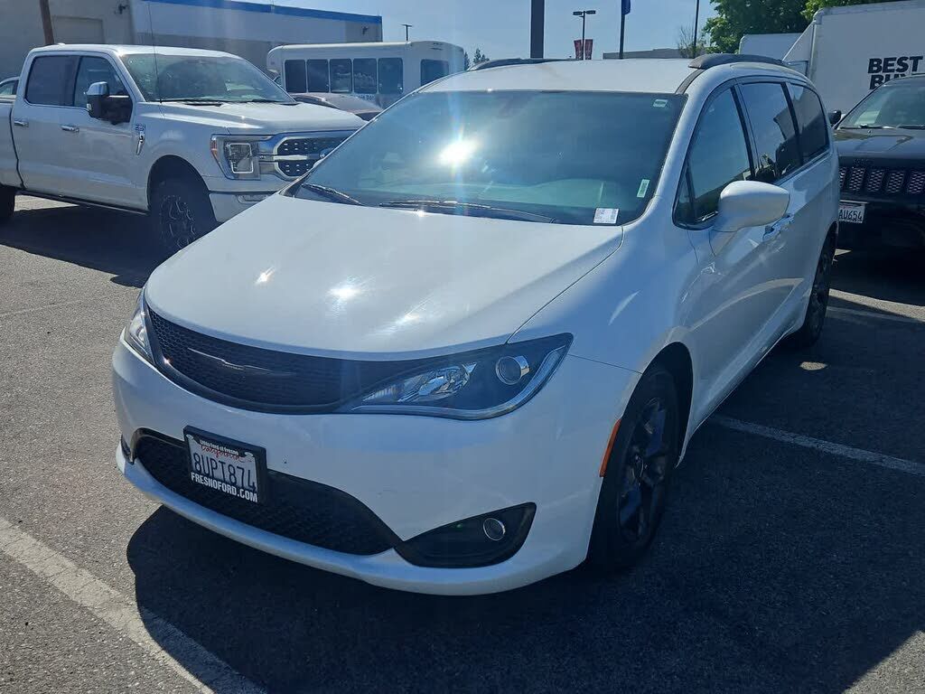 2020 CHRYSLER Pacifica