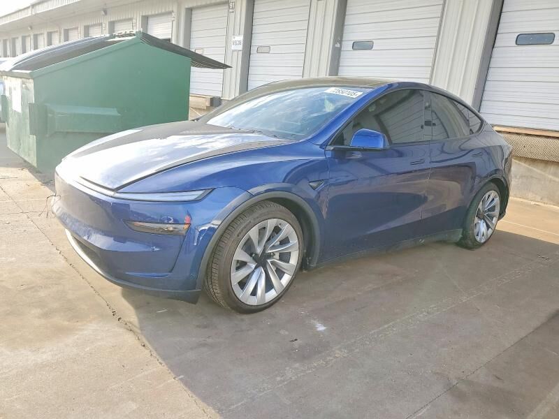 2026 TESLA Model Y