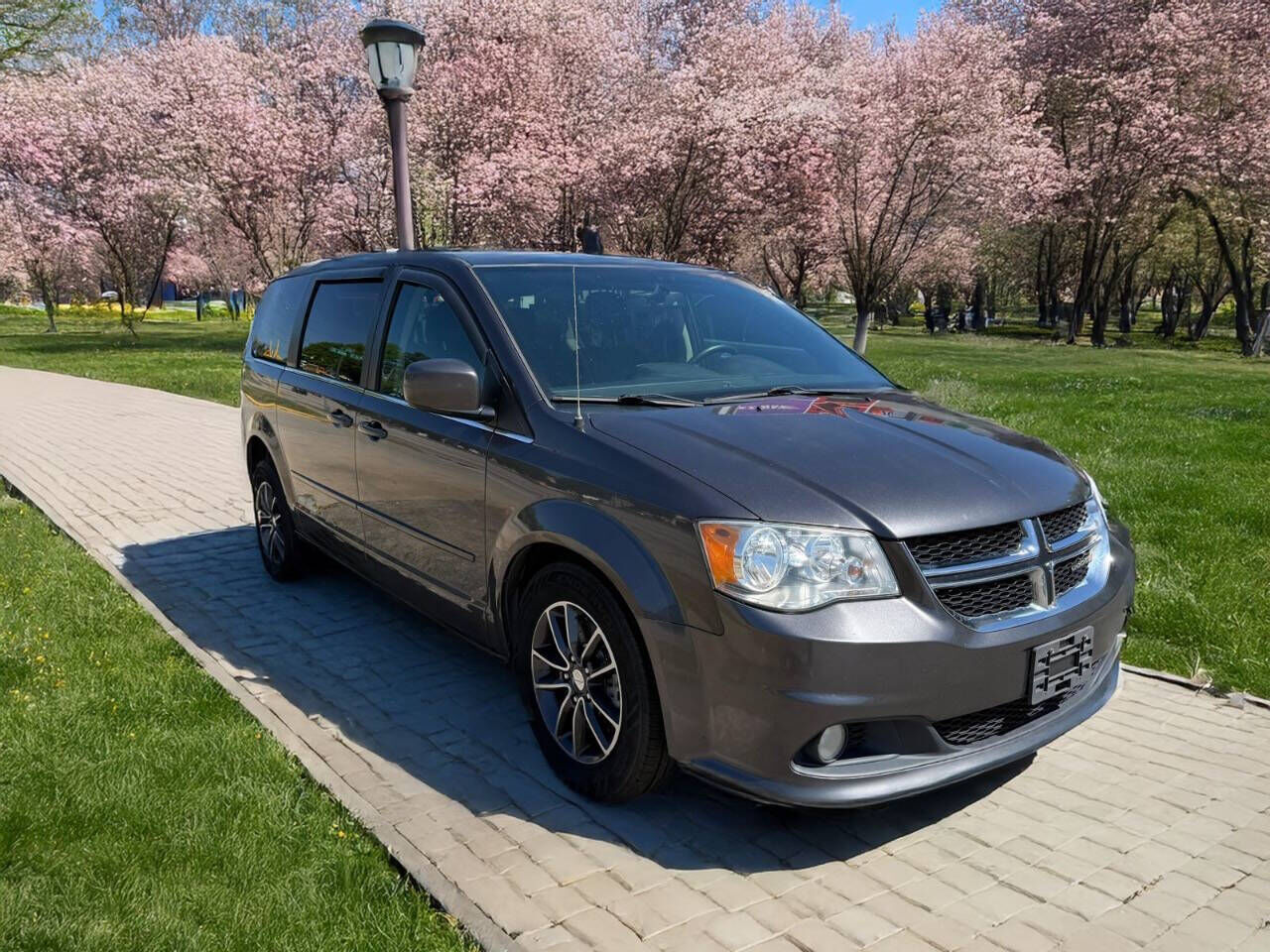 2017 DODGE Grand Caravan