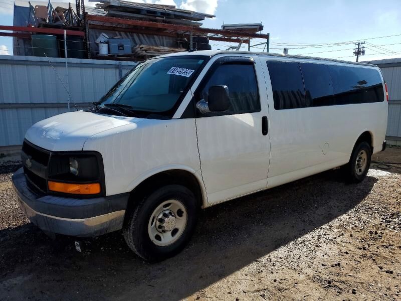 2013 CHEVROLET Express