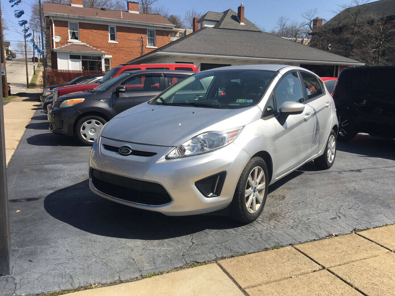 2011 FORD Fiesta