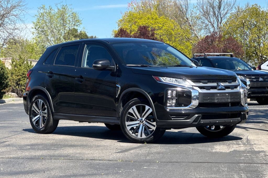 2024 MITSUBISHI Outlander Sport
