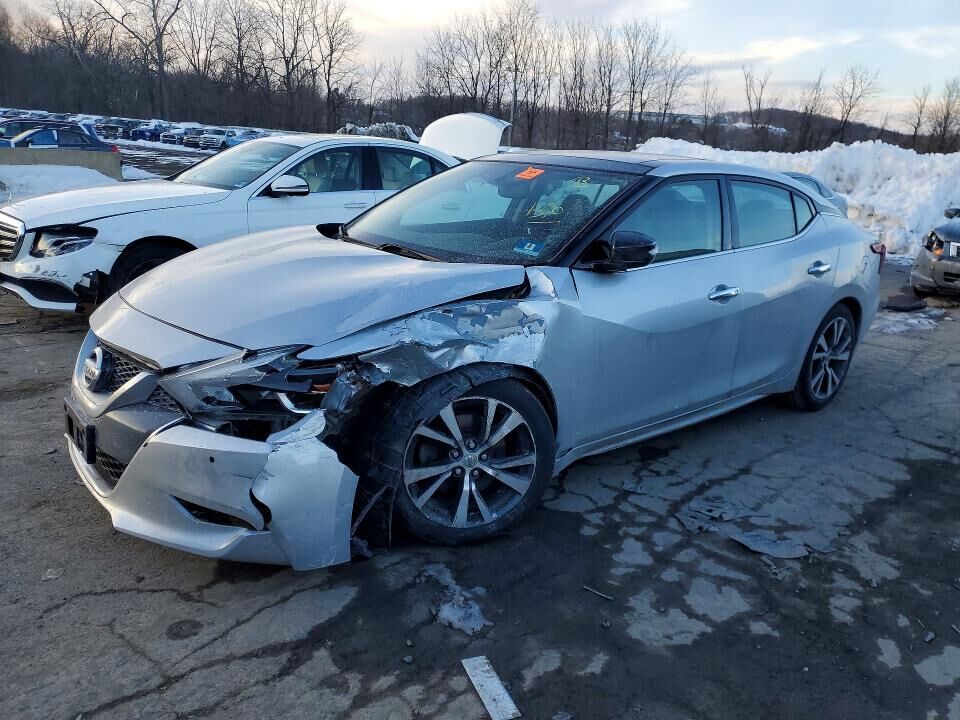 2016 NISSAN Maxima
