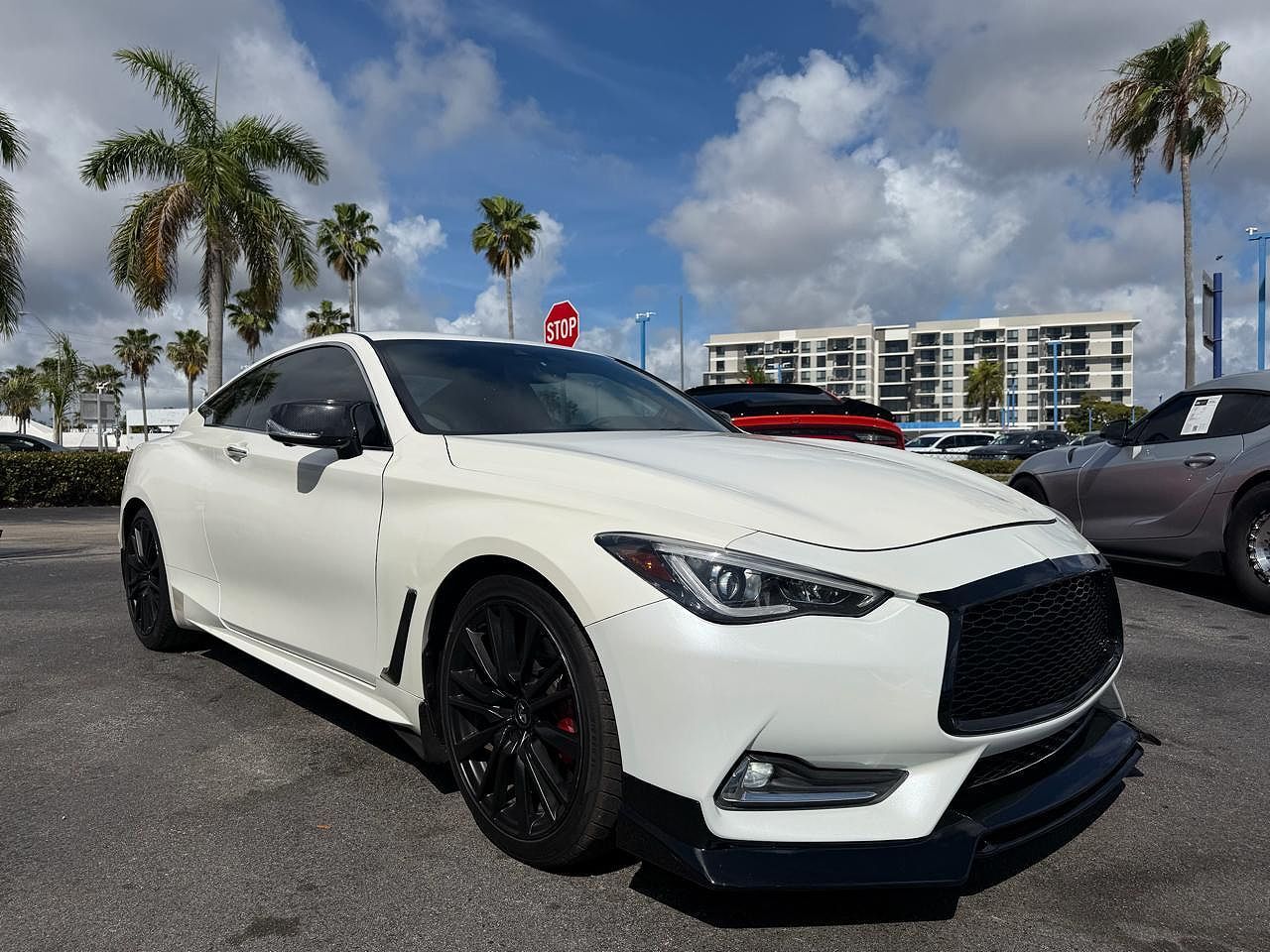 2018 INFINITI Q60