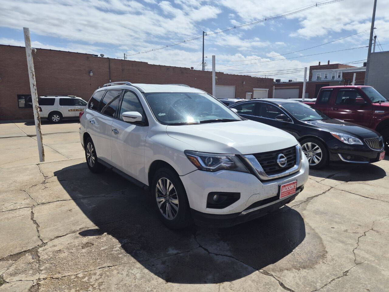 2018 NISSAN Pathfinder