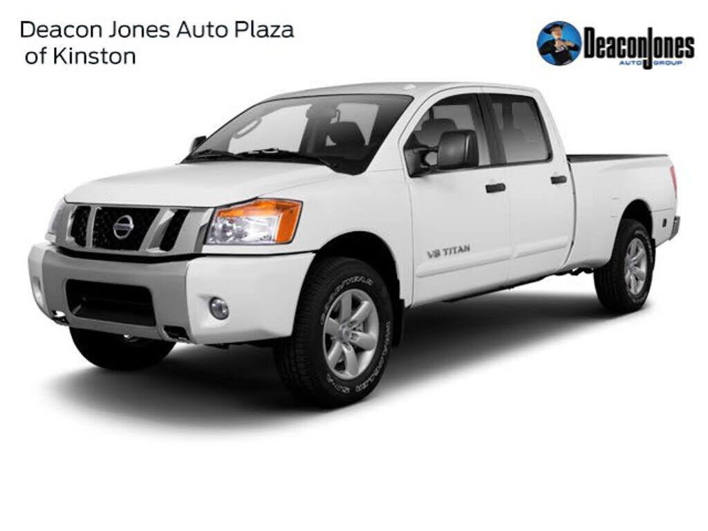2010 NISSAN Titan