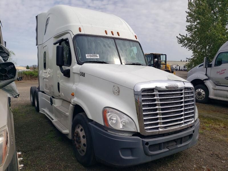 2016 FREIGHTLINER Cascadia