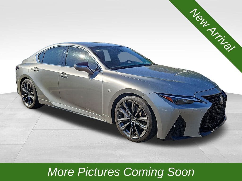 2021 LEXUS IS
