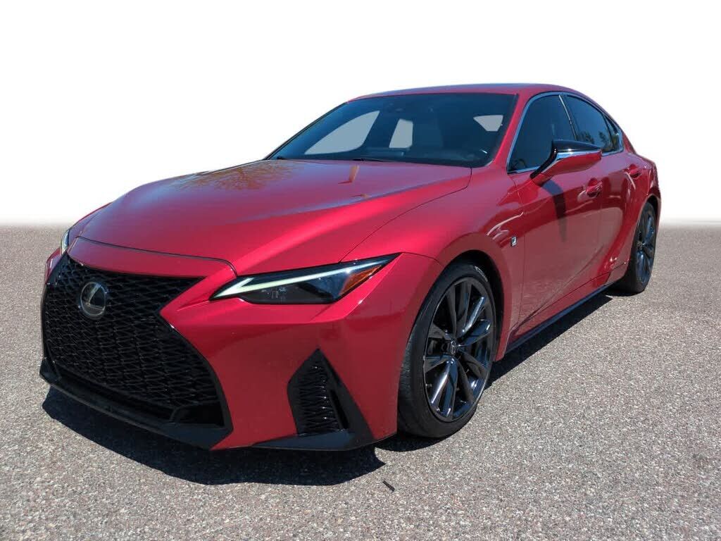 2022 LEXUS IS