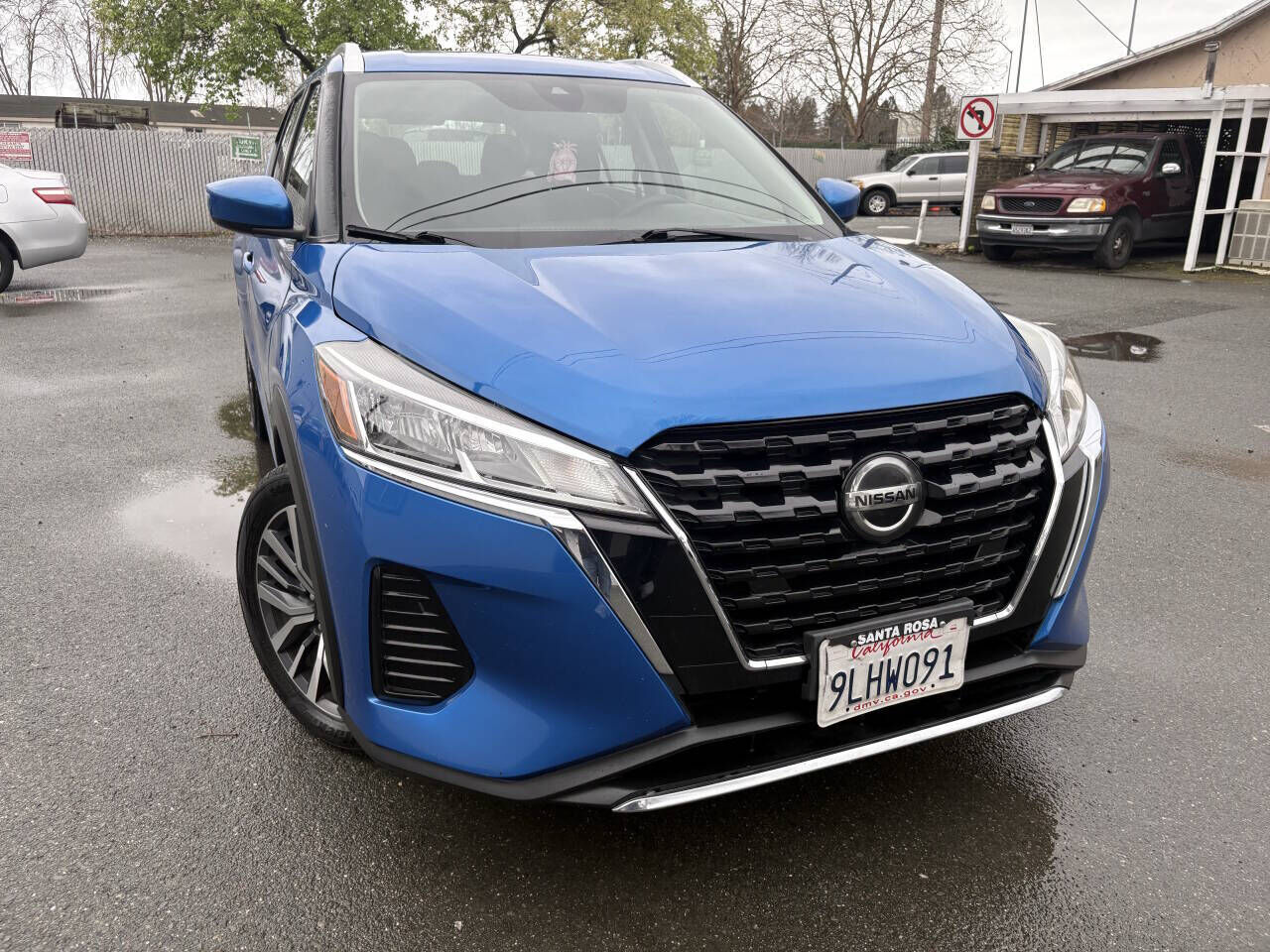 2021 NISSAN Kicks