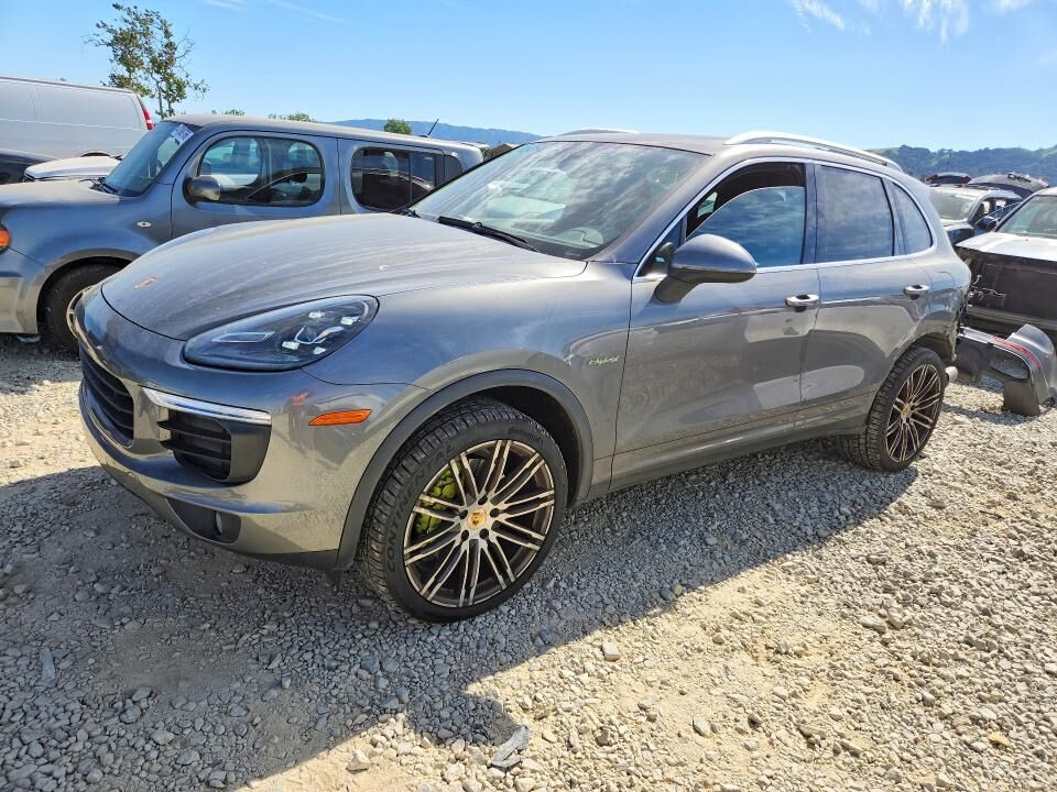 2016 PORSCHE Cayenne