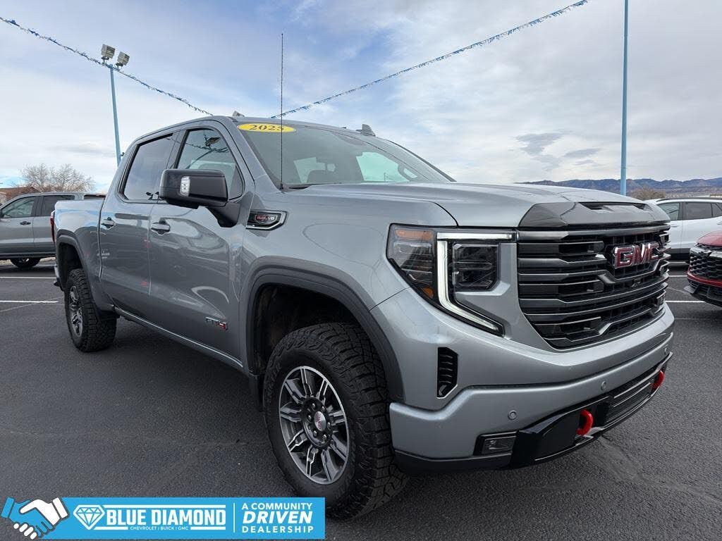 2025 GMC Sierra