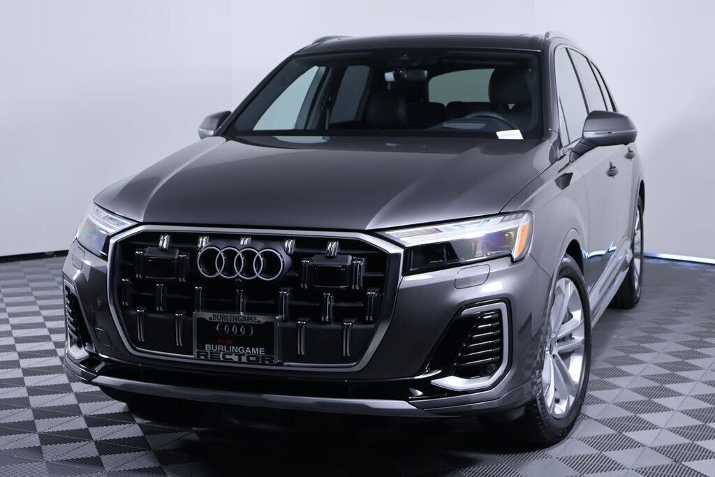 2025 AUDI Q7