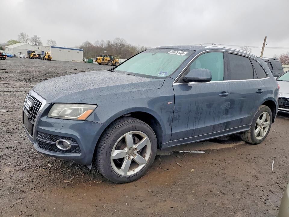 2011 AUDI Q5