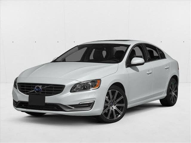 2015 VOLVO S60