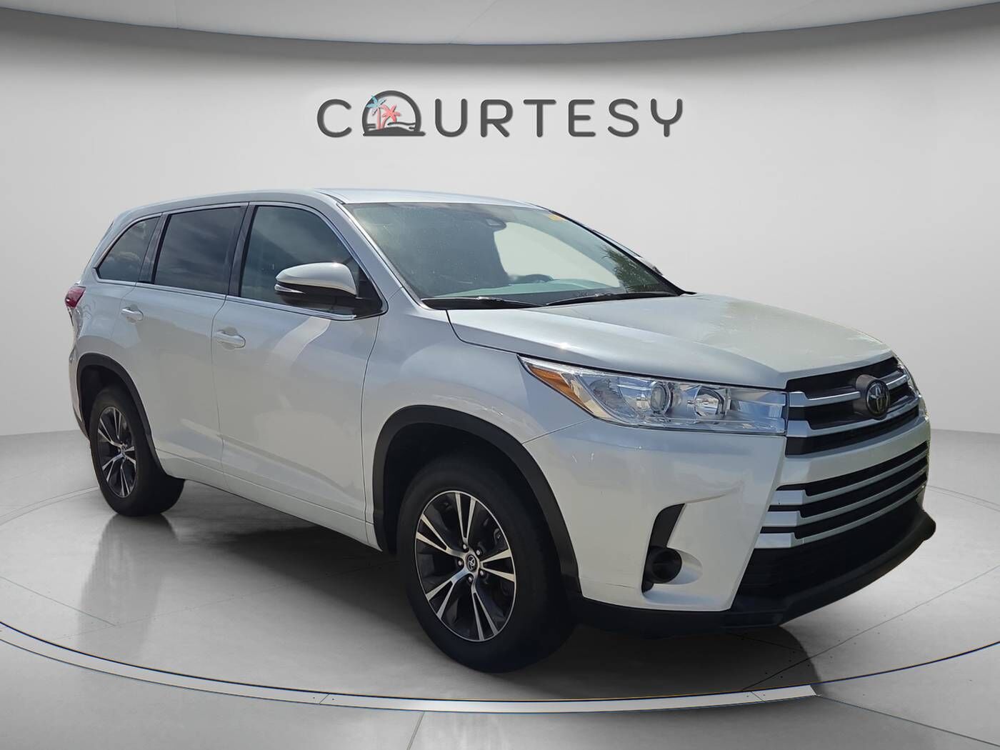 2018 TOYOTA Highlander