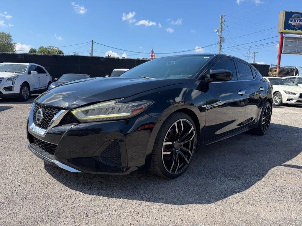2019 NISSAN Maxima