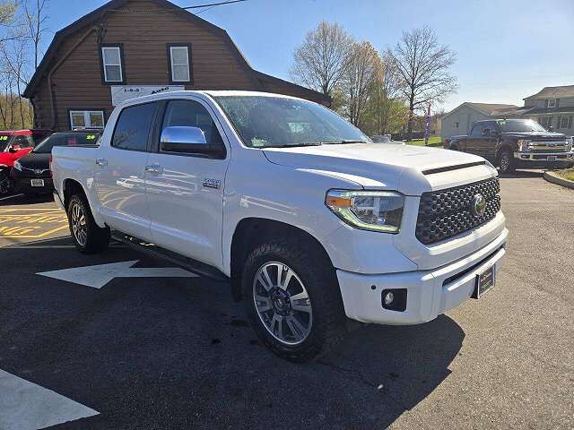 2020 TOYOTA Tundra