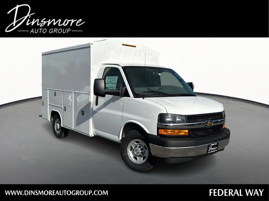 2026 CHEVROLET Express