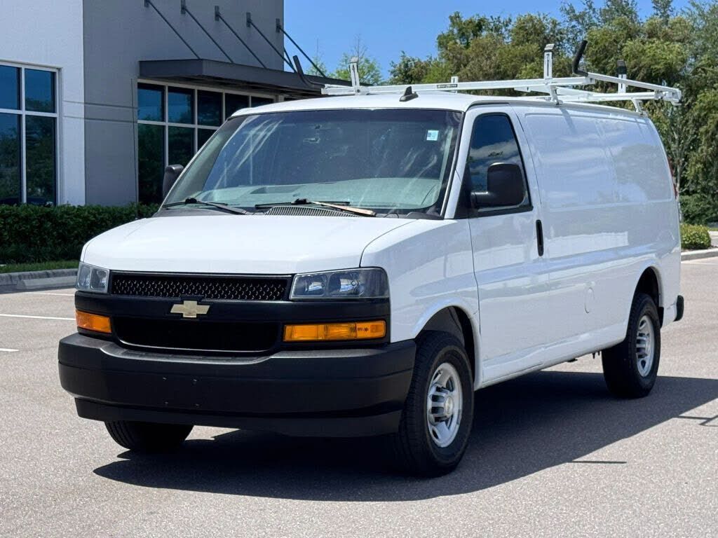 2021 CHEVROLET Express