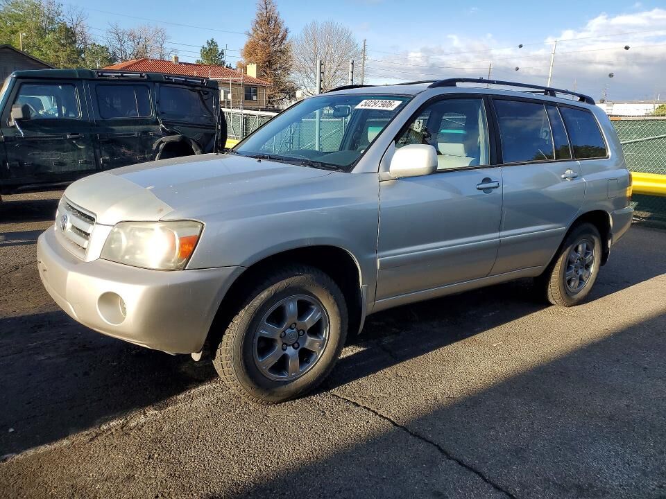 2005 TOYOTA Highlander