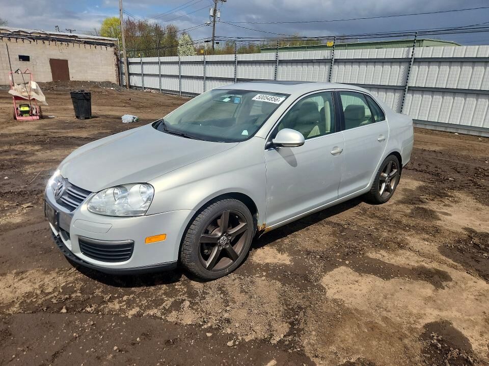 2010 VOLKSWAGEN Jetta