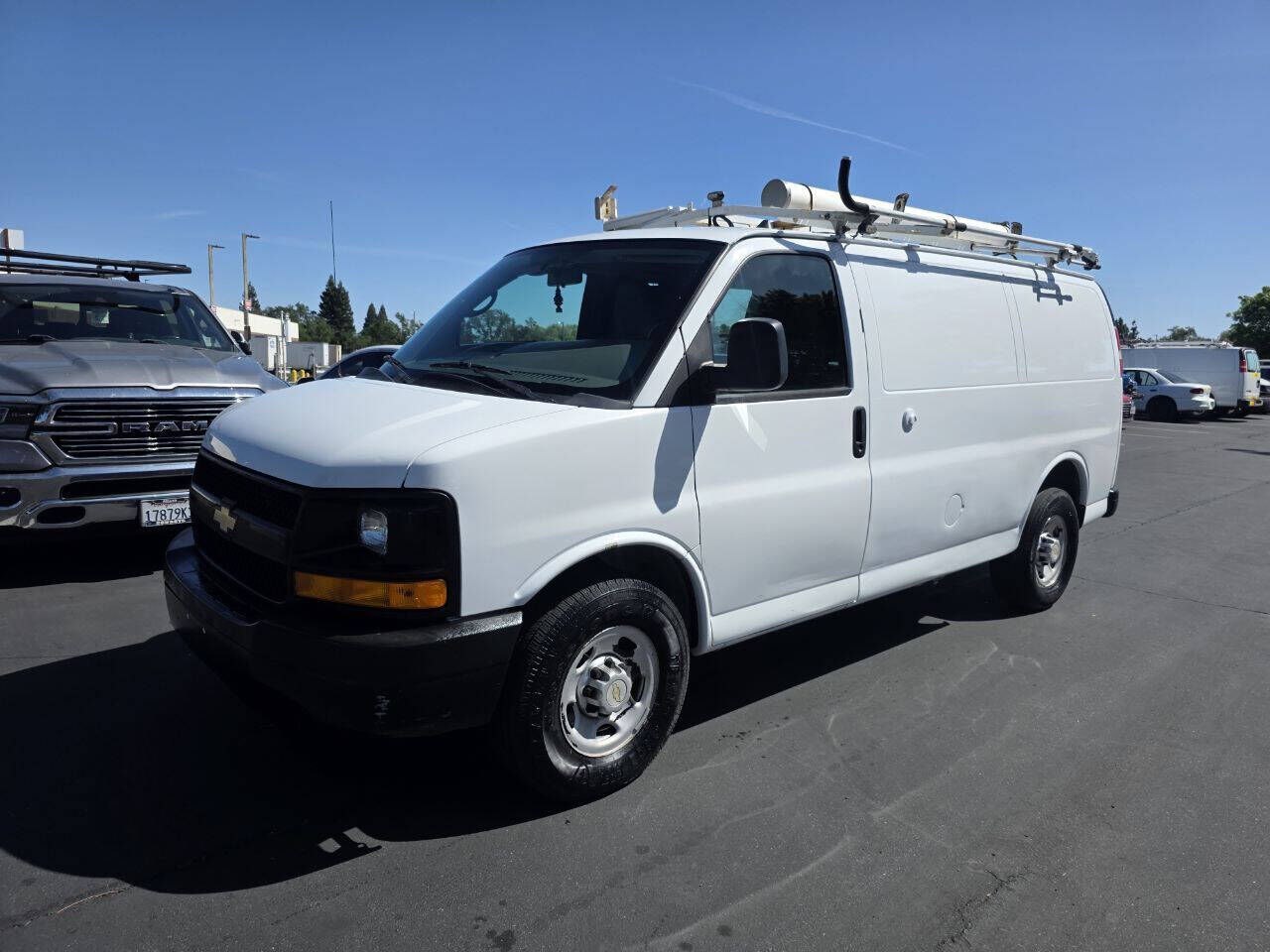 2013 CHEVROLET Express