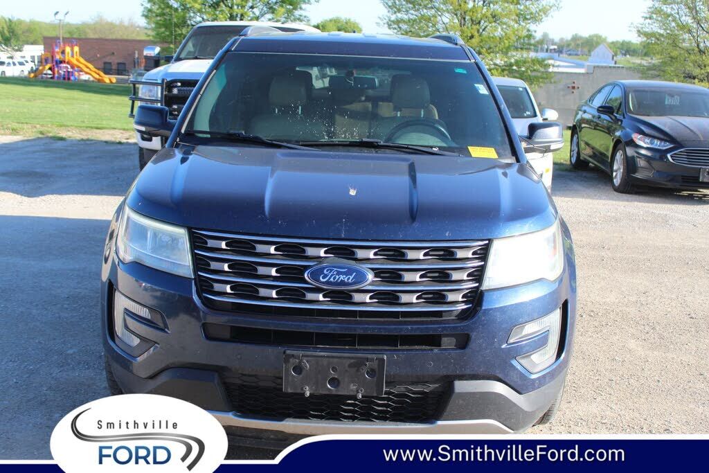 2016 FORD Explorer