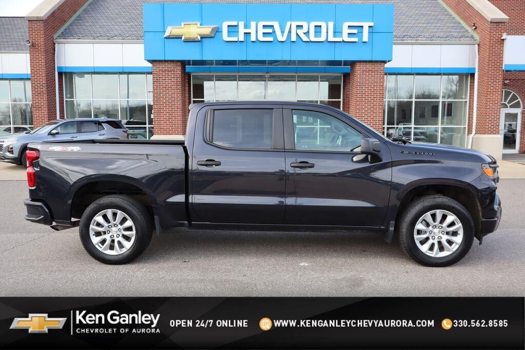 2023 CHEVROLET Silverado