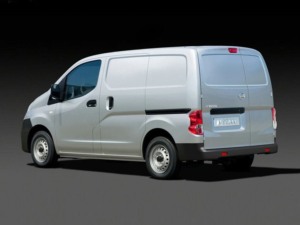 2020 NISSAN NV200