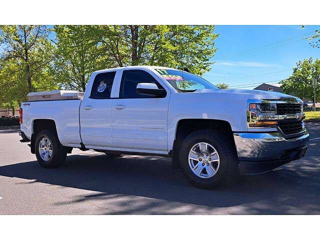 2017 CHEVROLET Silverado