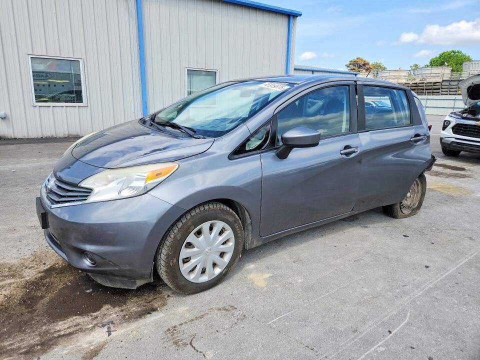 2016 NISSAN Versa