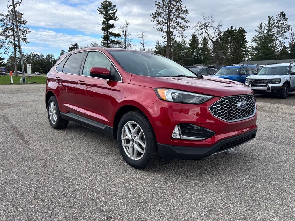 2023 FORD Edge