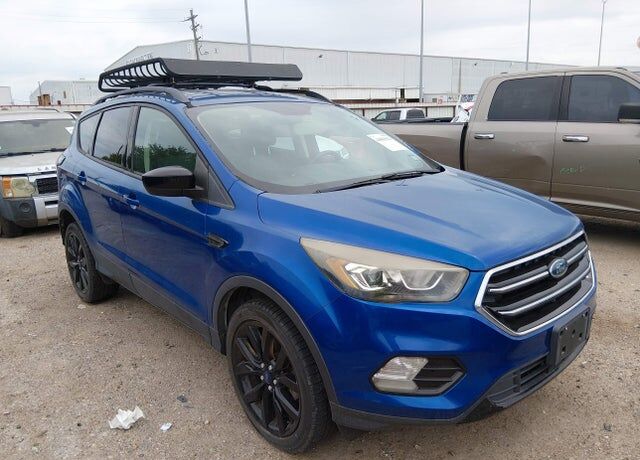 2017 FORD Escape