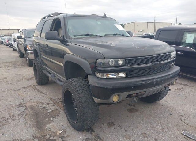 2004 CHEVROLET Tahoe