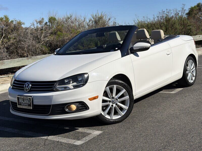 2013 VOLKSWAGEN Eos