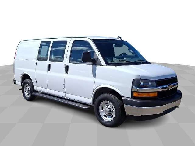 2024 CHEVROLET Express