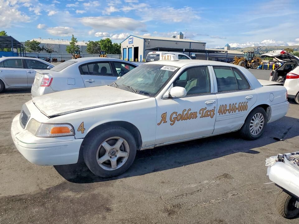 2009 FORD Crown Victoria