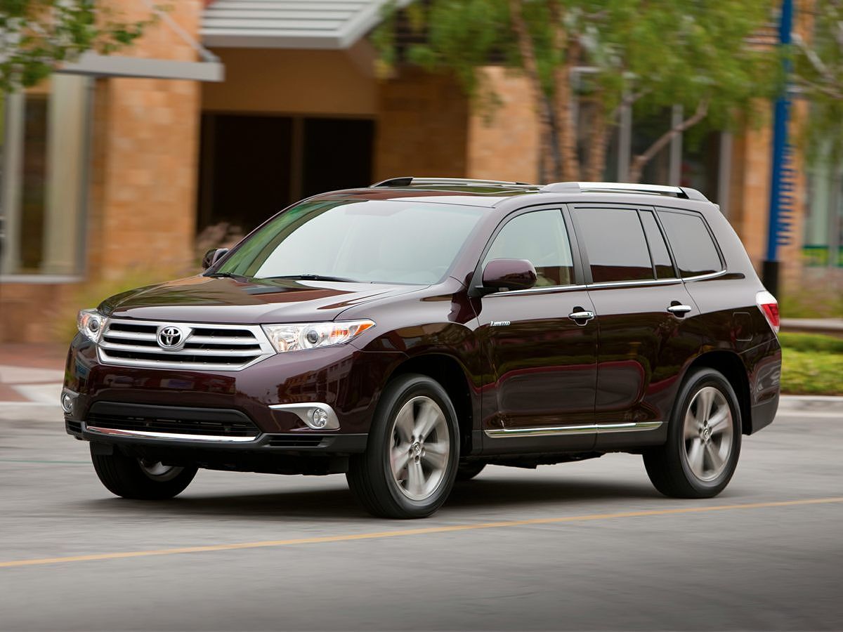 2011 TOYOTA Highlander