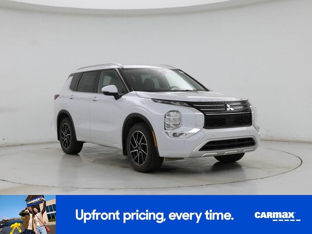 2023 MITSUBISHI Outlander