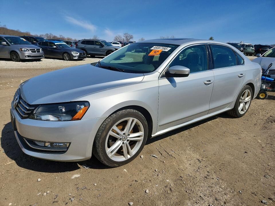 2015 VOLKSWAGEN Passat