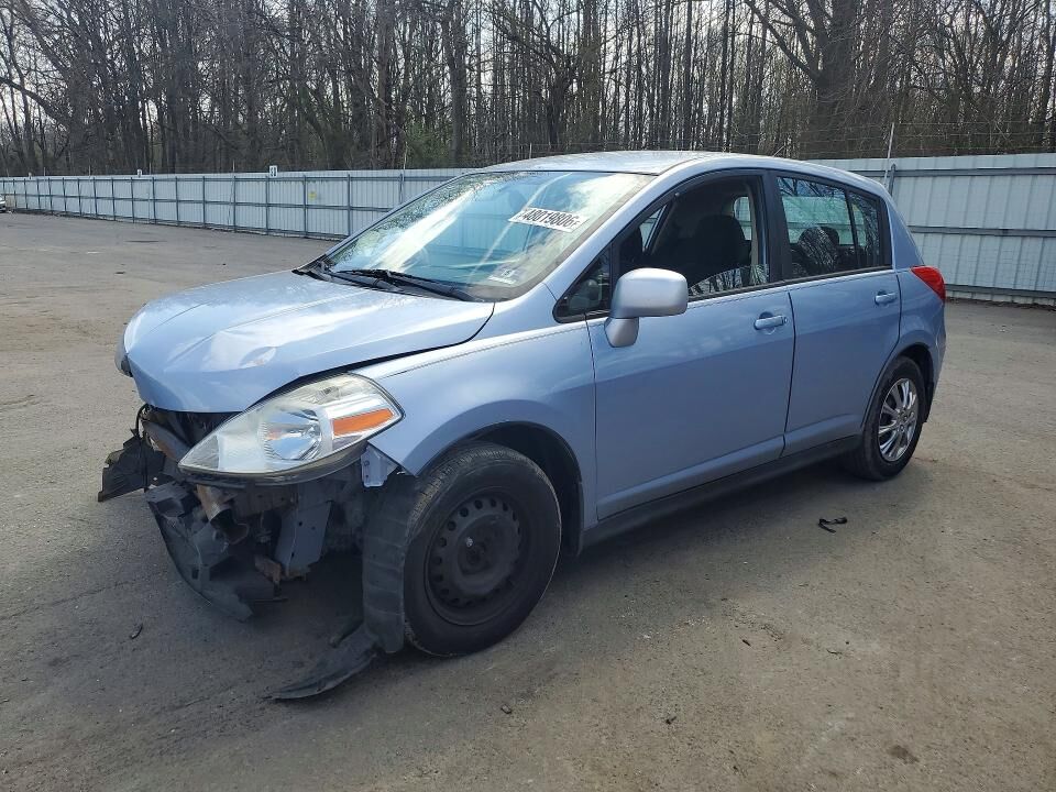 2010 NISSAN Versa