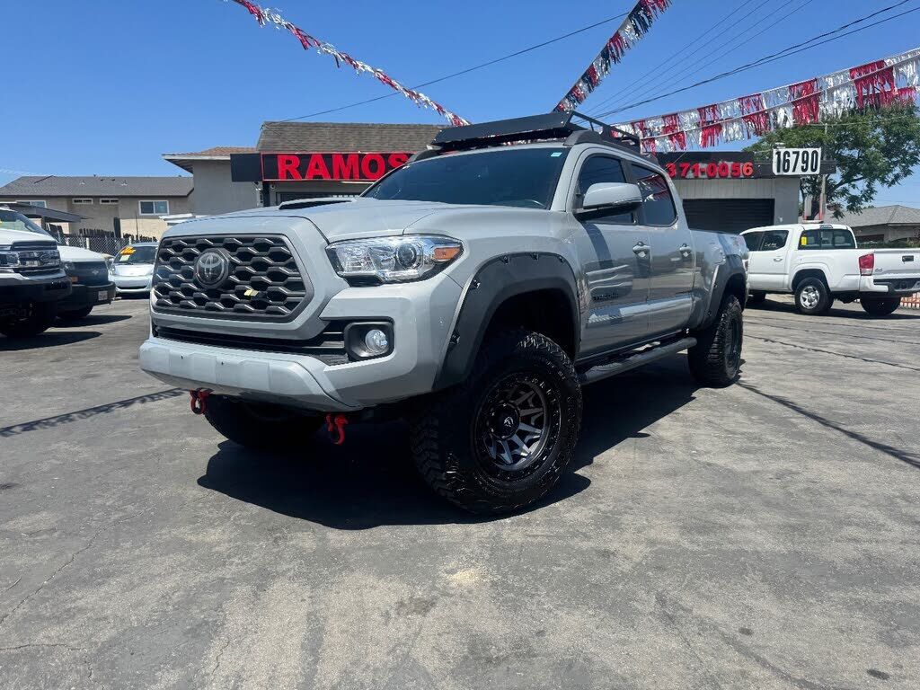 2021 TOYOTA Tacoma