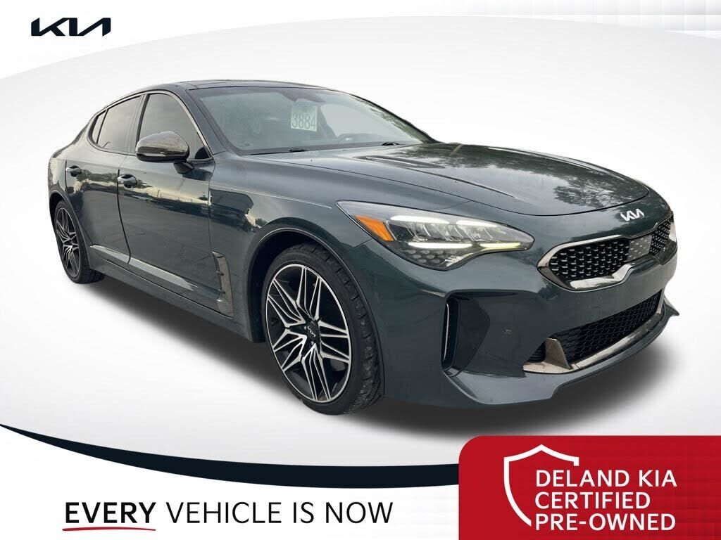 2022 KIA Stinger