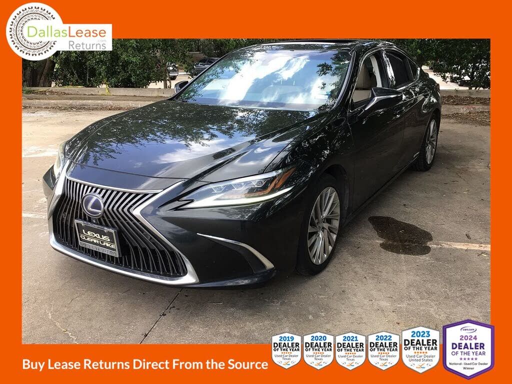2019 LEXUS ES
